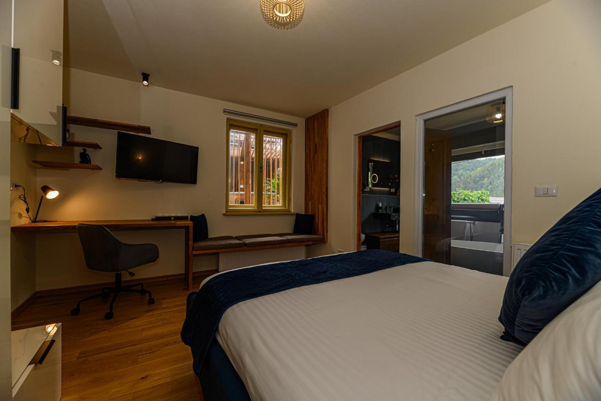 Lagom - Hot Tub Hideout Holiday home Brasov